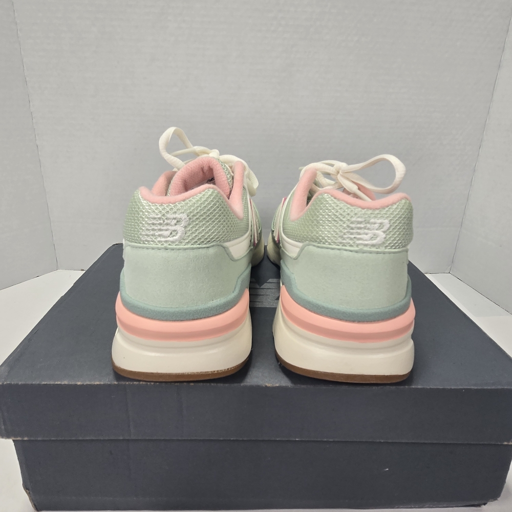 New Balance 997H Kid's Mint and Pink Sneakers Size 2 1/2 2.5 Little Kids - Picture 4 of 12